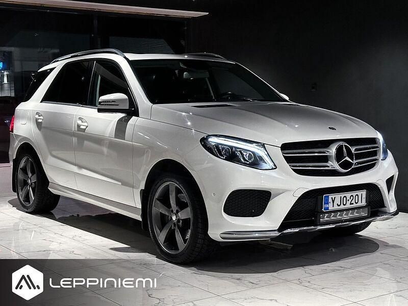 Käytetty 2016 Mercedes GLE250 AMG Katumaasturi | 30 780 € - Kuva 1/4