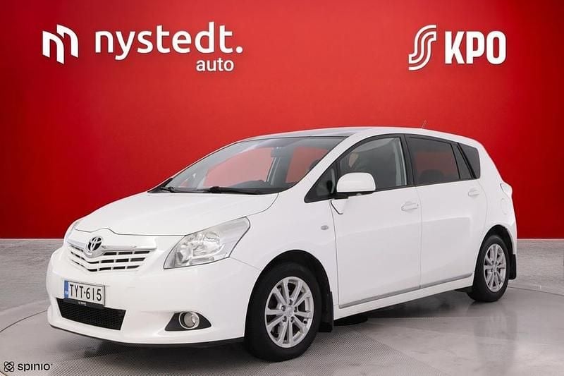 Käytetty 2012 Toyota Verso Edition Tila-auto | 12 890 € (Perustarjous) - Kuva 1/3