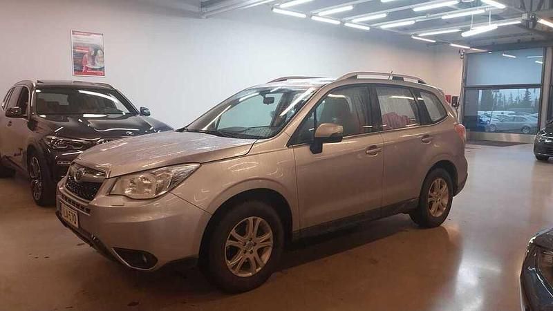Käytetty 2013 Subaru Forester Katumaasturi | 16 900 € (Hyvä tarjous) - Kuva 1/3