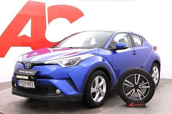 Käytetty Toyota C-HR Active 122 HP (89 kW) 2018 Sininen Katumaasturi