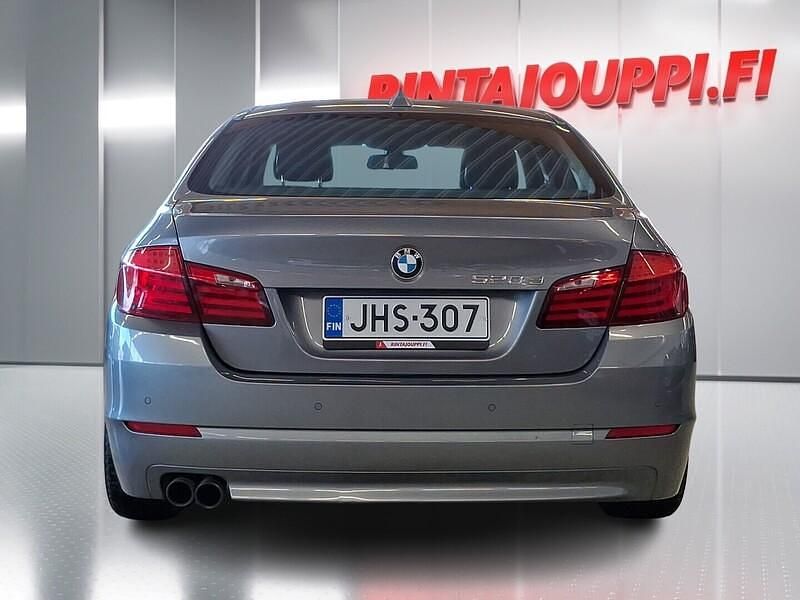 Käytetty BMW 520 Sport Line 184 HP (135 kW) 2011 Harmaa Sedan