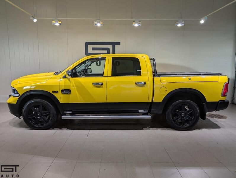 Käytetty Dodge Ram 396 HP (291 kW) 2015 Nouto