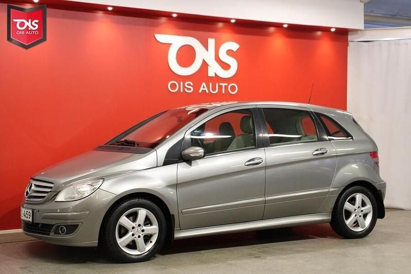 Käytetty Mercedes B150 95 HP (69 kW) 2006 Tila-auto