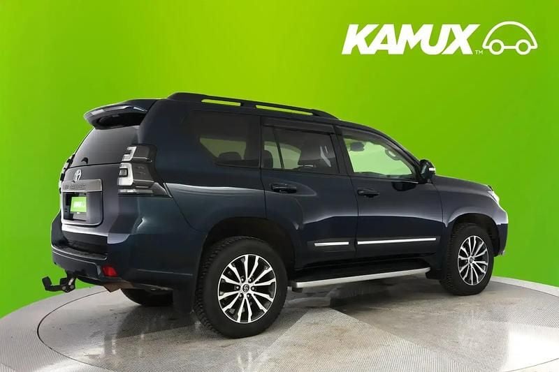 Käytetty Toyota Land Cruiser Executive 204 HP (150 kW) 2022 Musta Katumaasturi