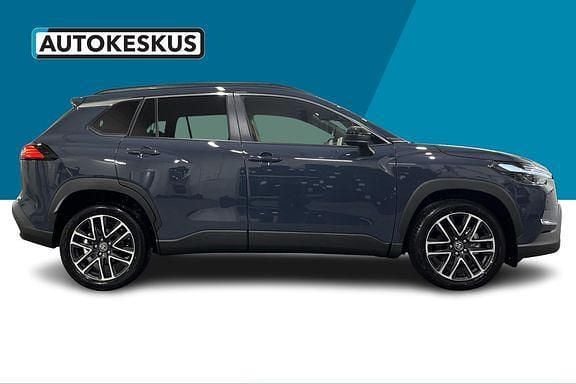 Uusi Toyota Corolla Cross 138 HP (101 kW) 2026 1l6 massive grey Katumaasturi