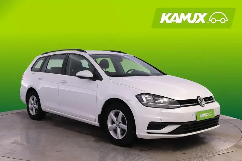 Käytetty VW Golf VII Trendline 110 HP (80 kW) 2018 Valkoinen Farmari