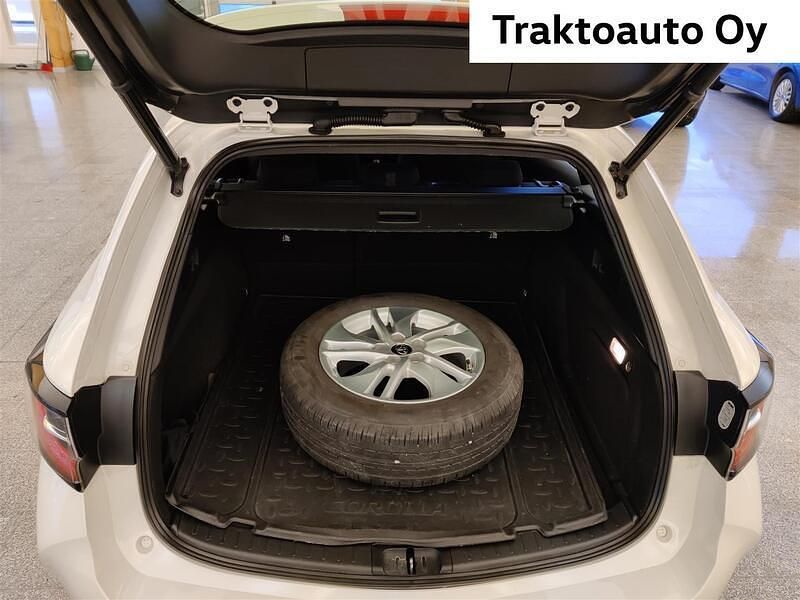 Käytetty Toyota Corolla Active 184 HP (135 kW) 2019 Valkoinen Farmari