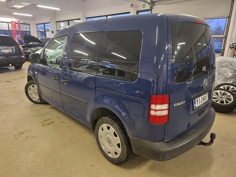 Käytetty VW Caddy Trendline 140 HP (102 kW) 2013 Tila-auto