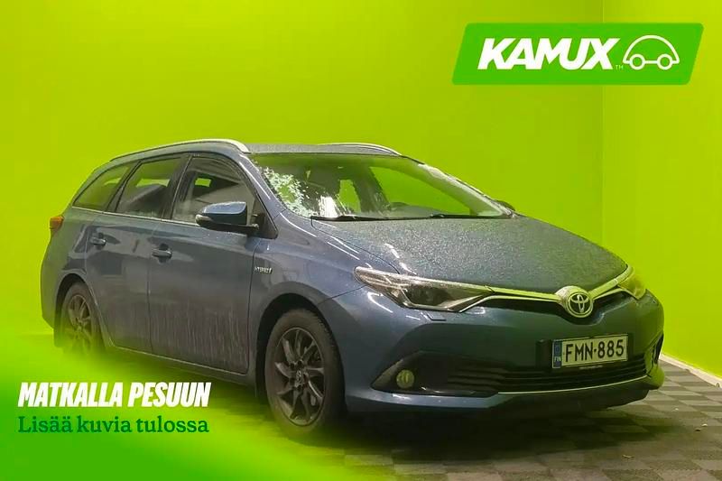 Sininen Käytetty 2017 Toyota Auris Touring Sports Active Farmari | 13 990 € (Perustarjous) - Kuva 1/4