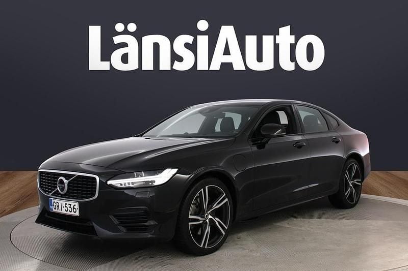 Musta Käytetty 2020 Volvo S90 R-Design Sedan | 34 890 € (Perustarjous) - Kuva 1/2