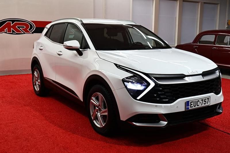 Käytetty Kia Sportage 150 HP (110 kW) 2022 Valkoinen Katumaasturi