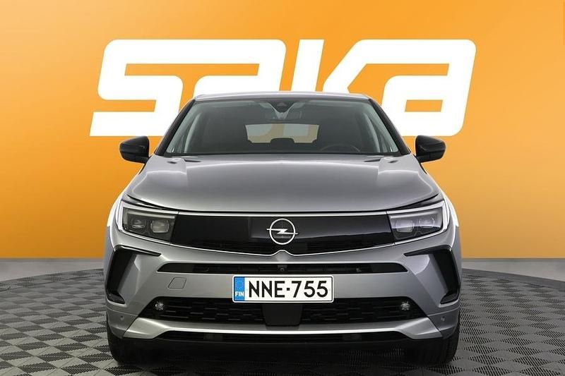 Käytetty Opel Grandland X Innovation 224 HP (164 kW) 2023 Katumaasturi