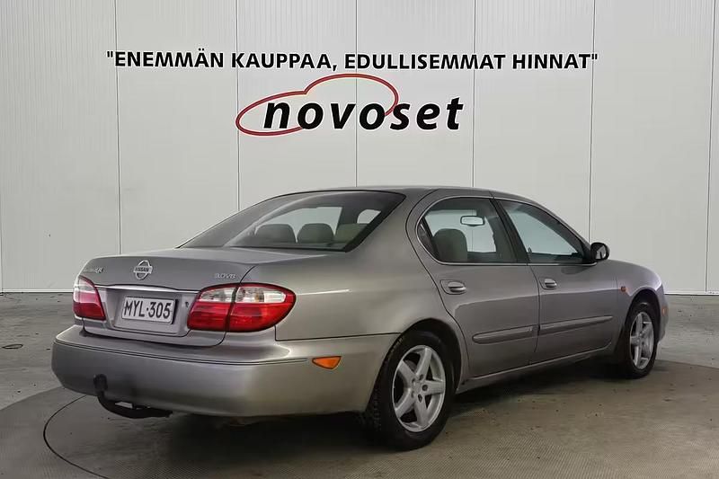 Käytetty Nissan Maxima 200 HP (147 kW) 2000 Harmaa Sedan