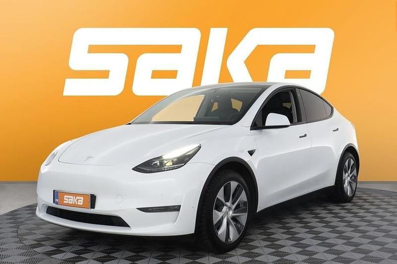 Käytetty Tesla Model Y 258 kW (351 HP) 2023 Katumaasturi