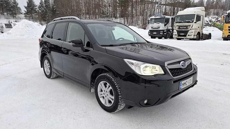 Käytetty Subaru Forester 150 HP (110 kW) 2014 Katumaasturi