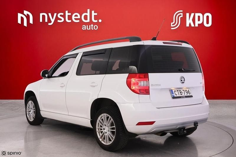 Käytetty Skoda Yeti Active 105 HP (77 kW) 2015 Katumaasturi
