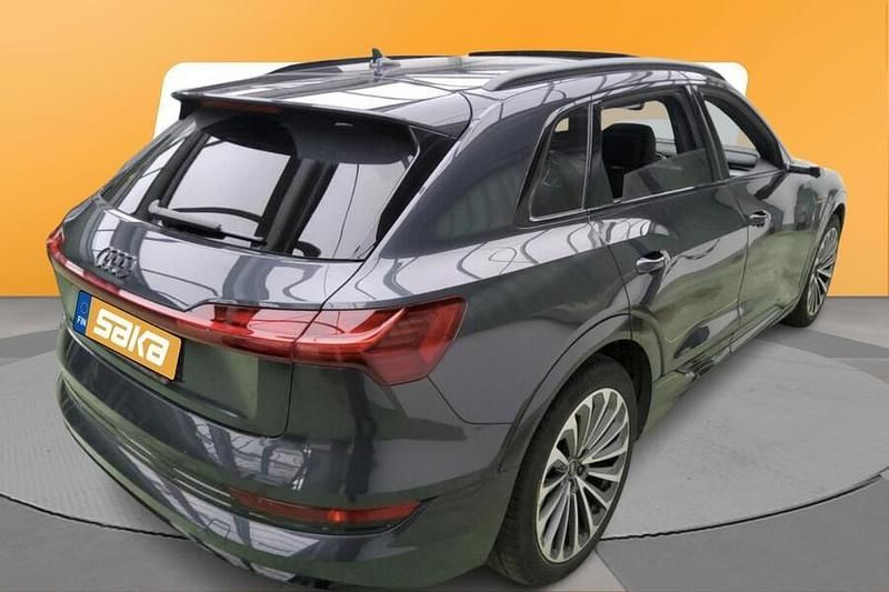 Käytetty Audi e-tron Advanced Plus 300 kW (408 HP) 2023 Katumaasturi