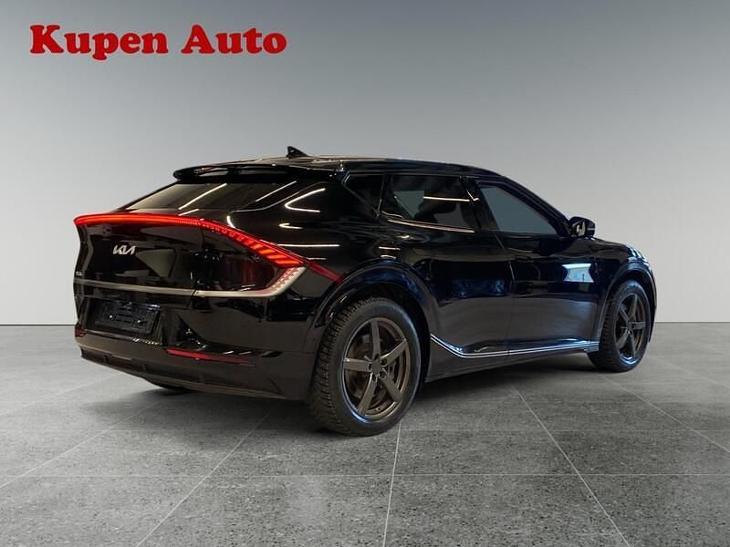 Käytetty Kia EV6 239 kW (325 HP) 2022 Katumaasturi