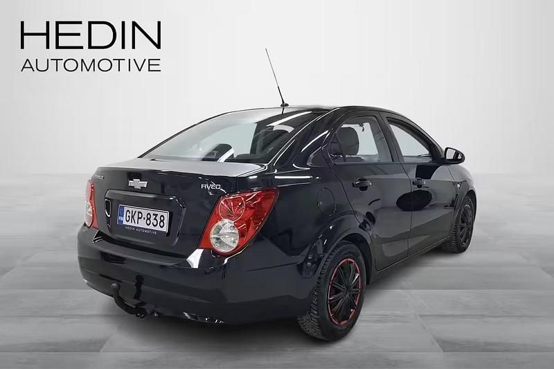 Käytetty Chevrolet Aveo LT 101 HP (74 kW) 2013 Musta Sedan