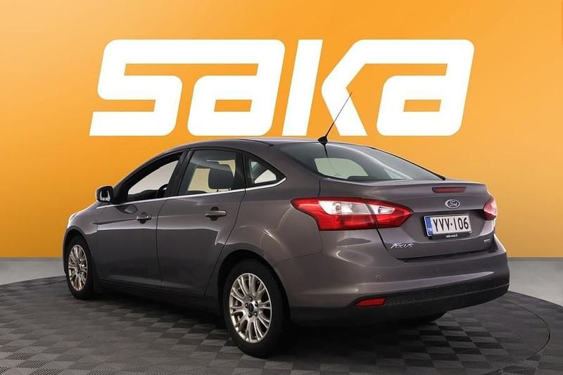 Käytetty Ford Focus Titanium 125 HP (91 kW) 2013 Sedan