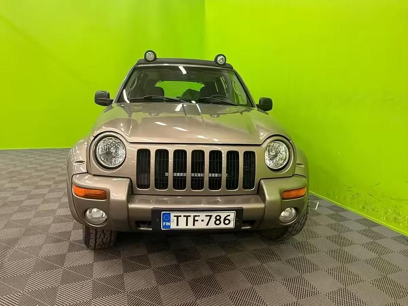 Käytetty Jeep Cherokee 211 HP (155 kW) 2003 Katumaasturi