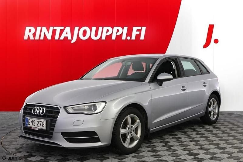 Käytetty Audi A3 Sportback Business 110 HP (80 kW) 2015 Hopea Viistoperä