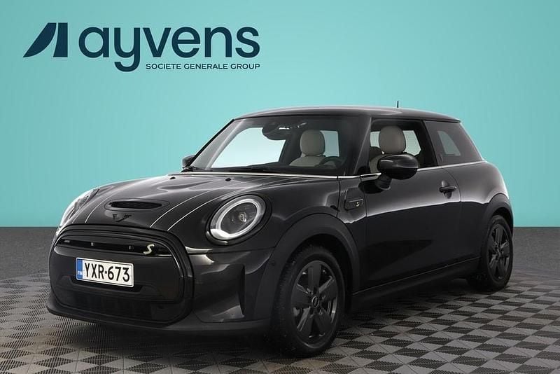 Käytetty Mini Cooper SE 135 kW (184 HP) 2023 Musta Viistoperä