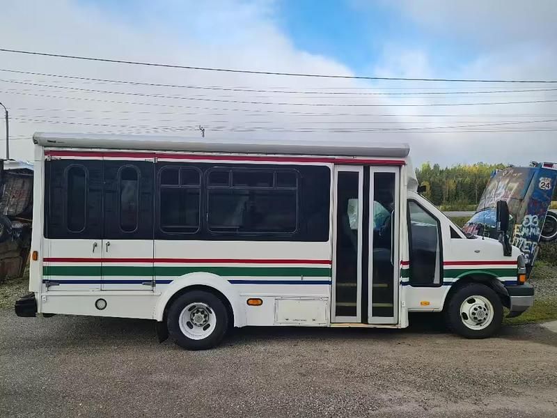 Käytetty Chevrolet Express 2009