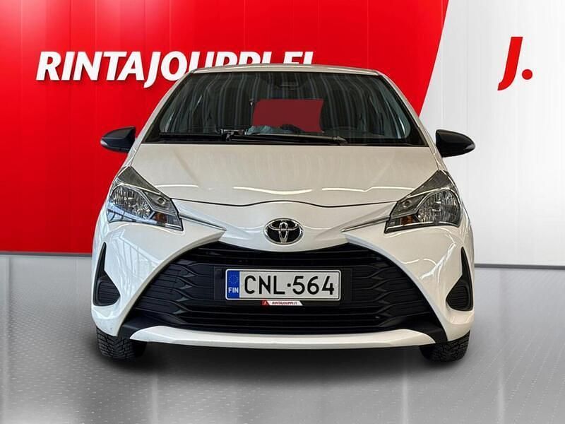 Käytetty Toyota Yaris Life 72 HP (52 kW) 2019 Valkoinen Viistoperä