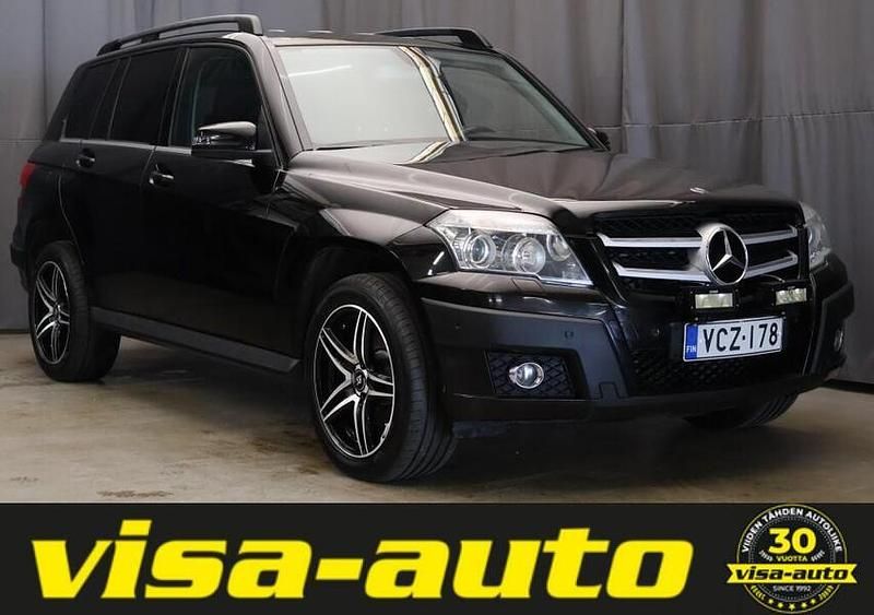 Musta Käytetty 2009 Mercedes GLK320 Business Katumaasturi | 13 990 € (Perustarjous) - Kuva 1/4