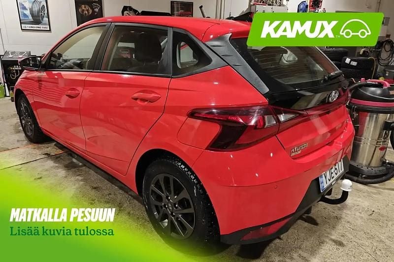 Punainen Käytetty 2021 Hyundai i20 Comfort Sedan | 15 490 € (Hieman kallis) - Kuva 1/4