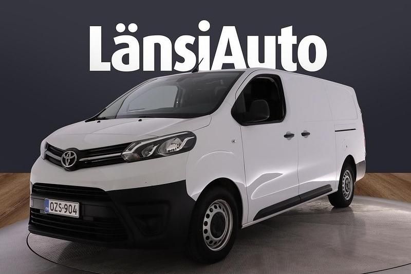 Käytetty Toyota Proace Edition 102 HP (75 kW) 2023 Tila-auto