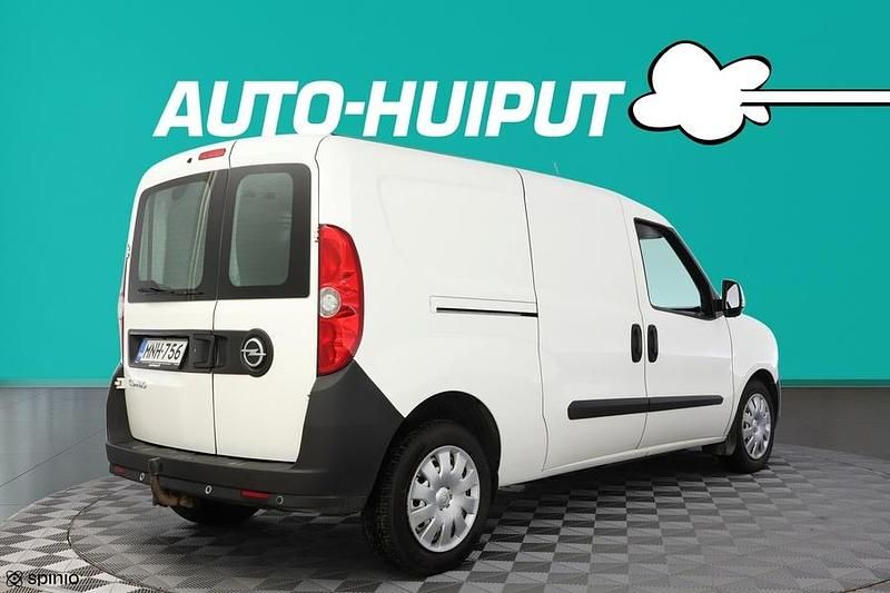 Käytetty Opel Combo 95 HP (69 kW) 2018 Van