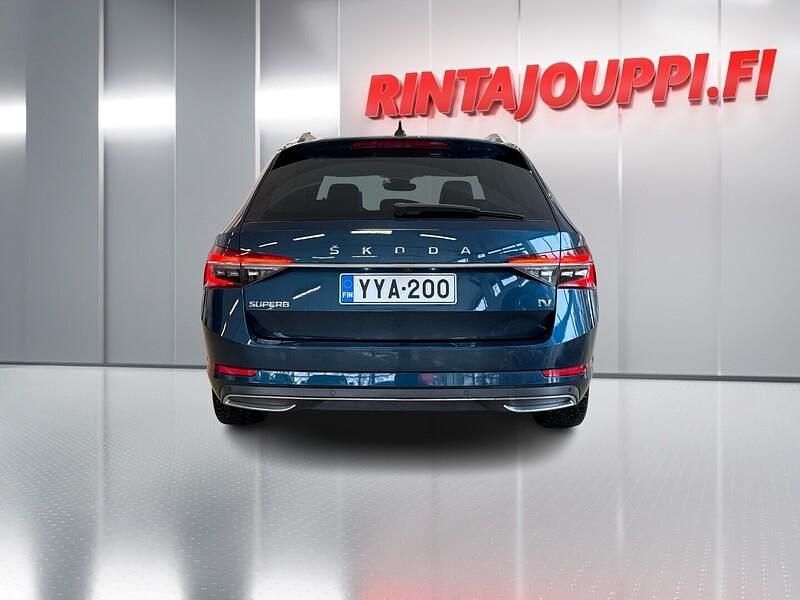 Käytetty Skoda Superb 156 HP (114 kW) 2021 Farmari
