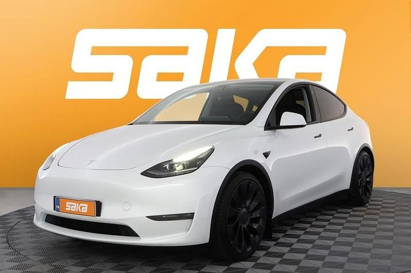 Käytetty Tesla Model Y Performance 336 kW (457 HP) 2023 Katumaasturi