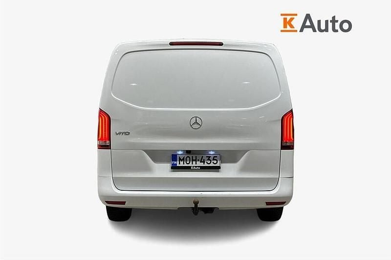 Käytetty Mercedes Vito 136 HP (100 kW) 2022 Valkoinen Van