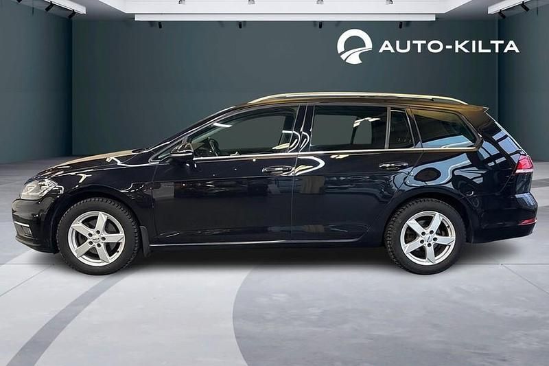Käytetty VW Golf VII Highline 150 HP (110 kW) 2017 Musta Farmari