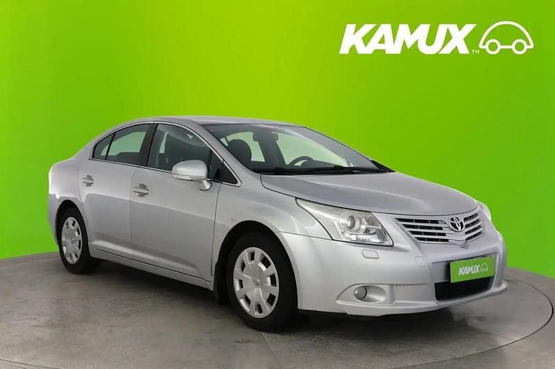 Käytetty Toyota Avensis Terra 132 HP (97 kW) 2010 Hopea / harmaa Sedan