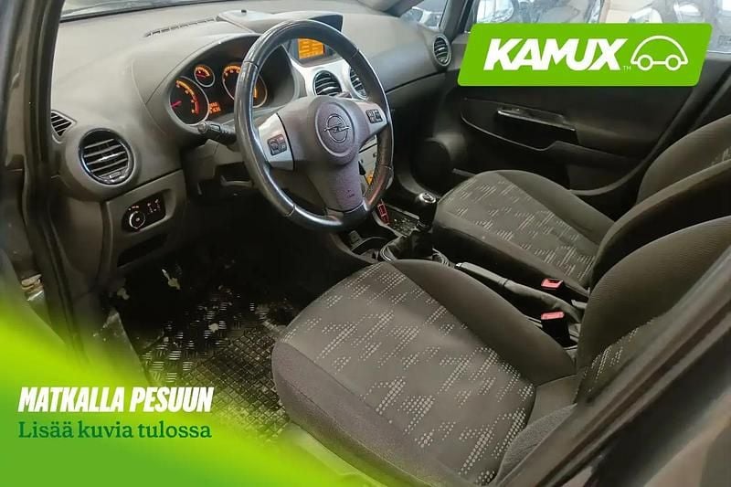 Käytetty Opel Corsa Enjoy 86 HP (63 kW) 2011 Hopea / harmaa Viistoperä