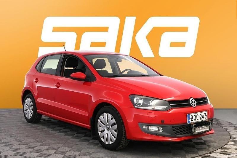 Käytetty VW Polo Comfortline 90 HP (66 kW) 2011 Viistoperä