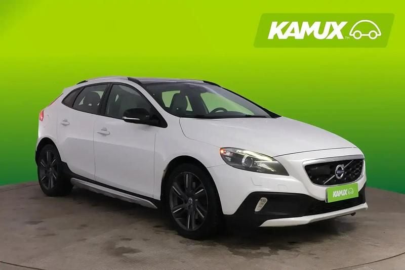 Käytetty Volvo V40 CC Summum 254 HP (186 kW) 2013 Valkoinen Farmari