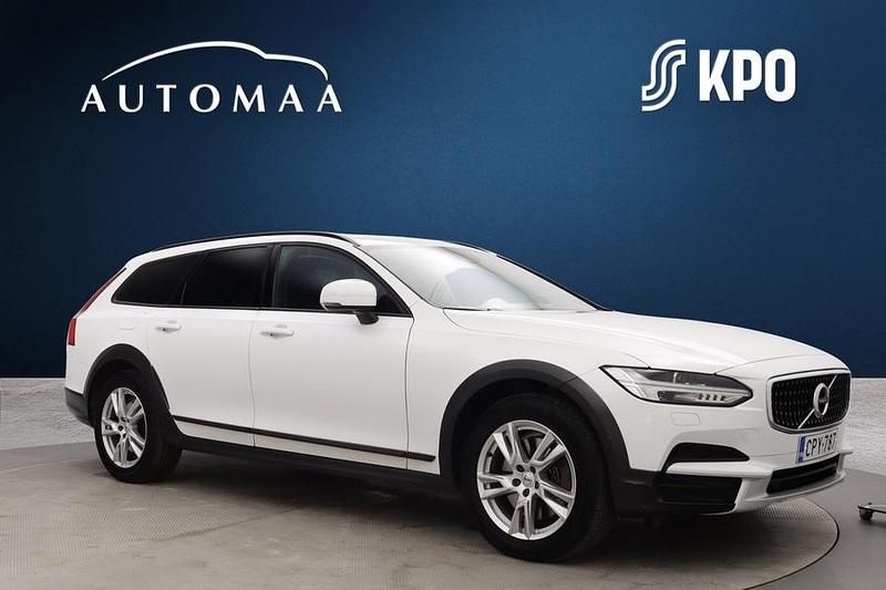 Käytetty Volvo V90 CC Business Edition 190 HP (139 kW) 2017 Valkoinen Farmari