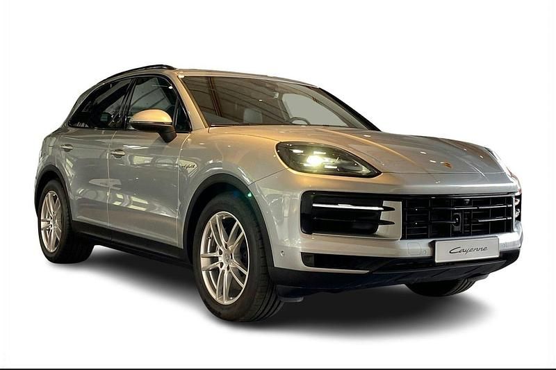 Käytetty Porsche Cayenne 640 HP (470 kW) 2024 Harmaa Katumaasturi