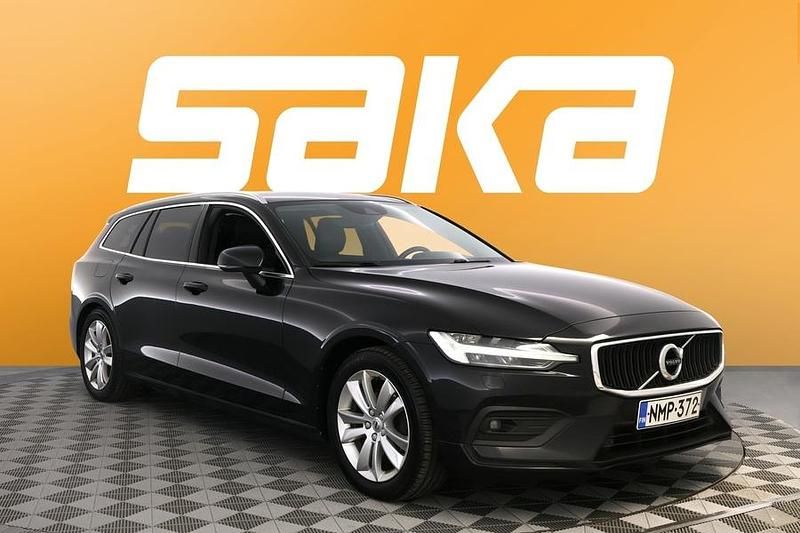 Käytetty Volvo V60 Momentum 190 HP (139 kW) 2019 Farmari
