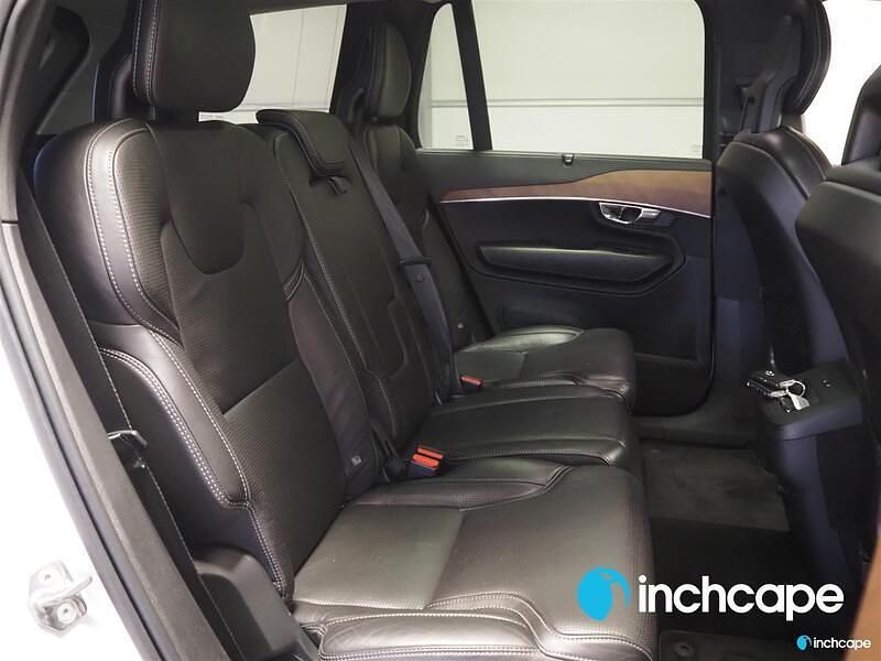 Käytetty Volvo XC90 Inscription 224 HP (164 kW) 2016 Katumaasturi