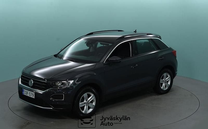 Käytetty VW T-Roc Style 150 HP (110 kW) 2019 Harmaa Katumaasturi