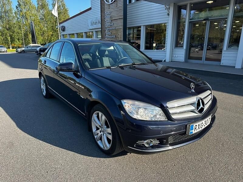 Sininen Käytetty 2010 Mercedes C180 Business Sedan | 10 990 € (Hieman kallis) - Kuva 1/4