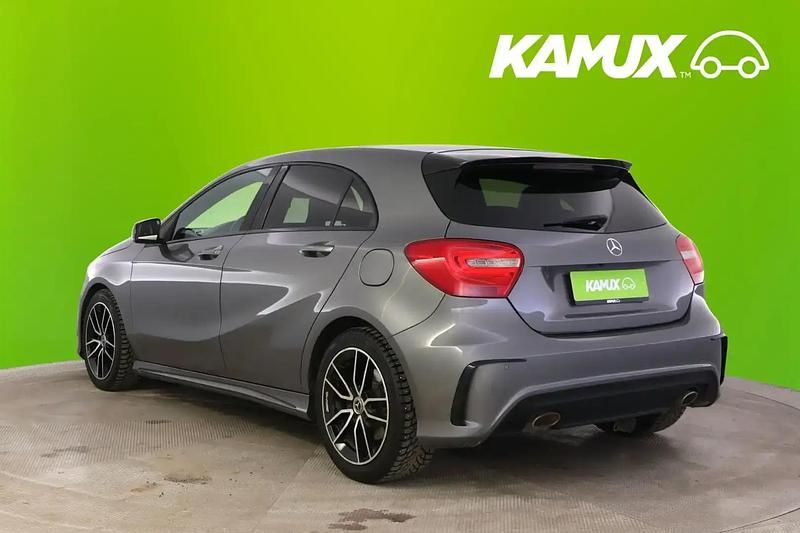 Käytetty Mercedes A200 Business 136 HP (100 kW) 2014 Hopea / harmaa Farmari