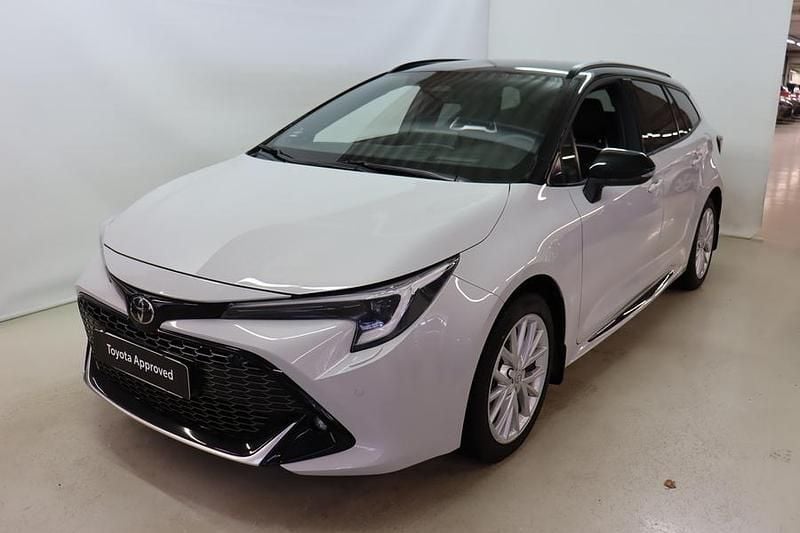Käytetty Toyota Corolla Sport 196 HP (144 kW) 2023 2rz Farmari