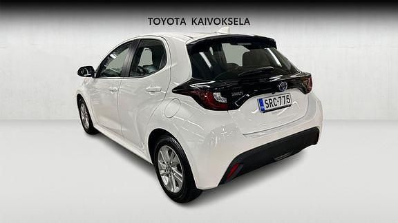 Käytetty Toyota Yaris Active 114 HP (83 kW) 2024 Valkoinen Viistoperä